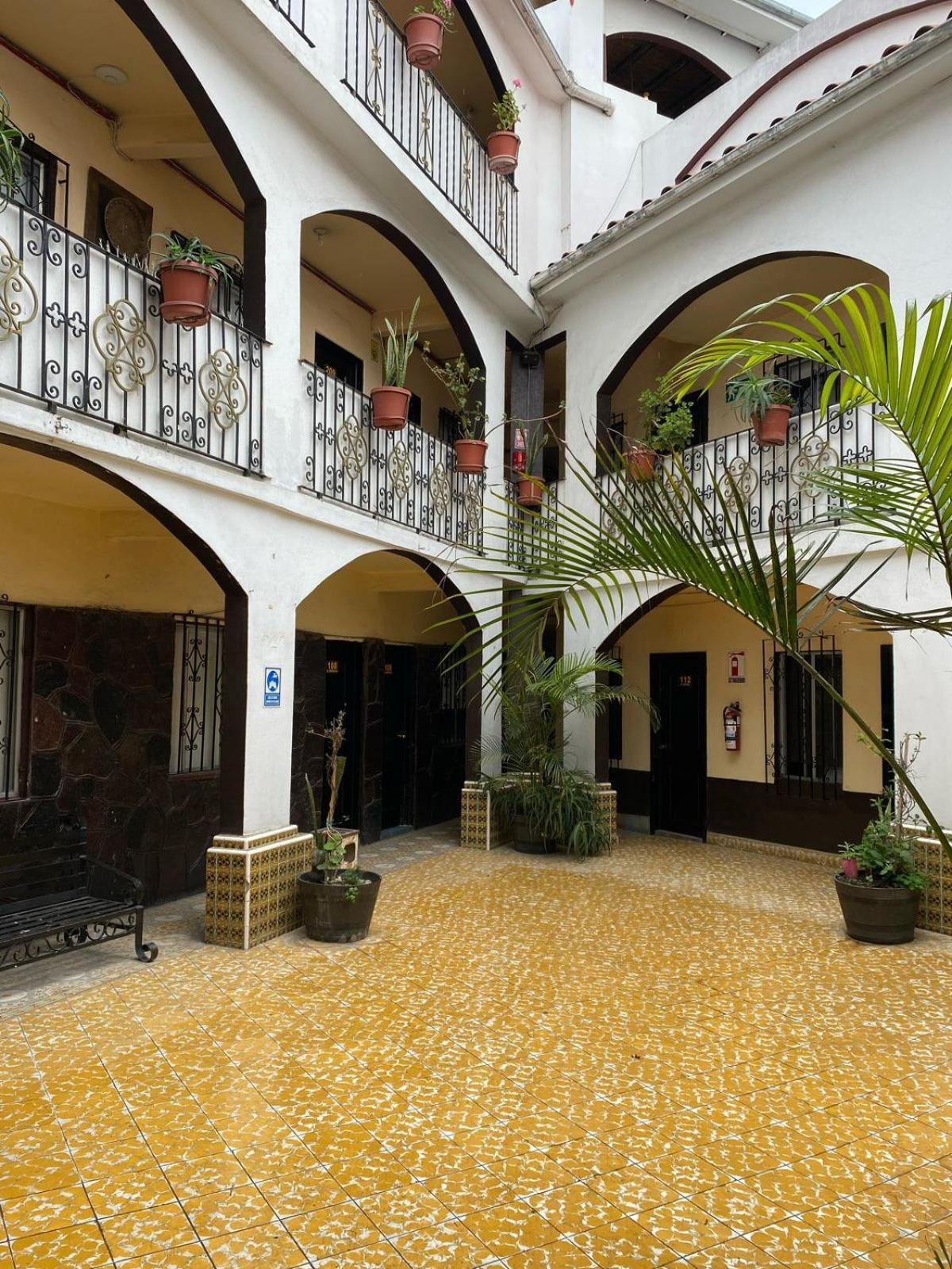 Hotel Yolanda Τιχουάνα Εξωτερικό φωτογραφία